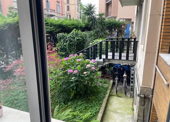 Entire Private 12 Minutes From Duomo Apartment Mailand